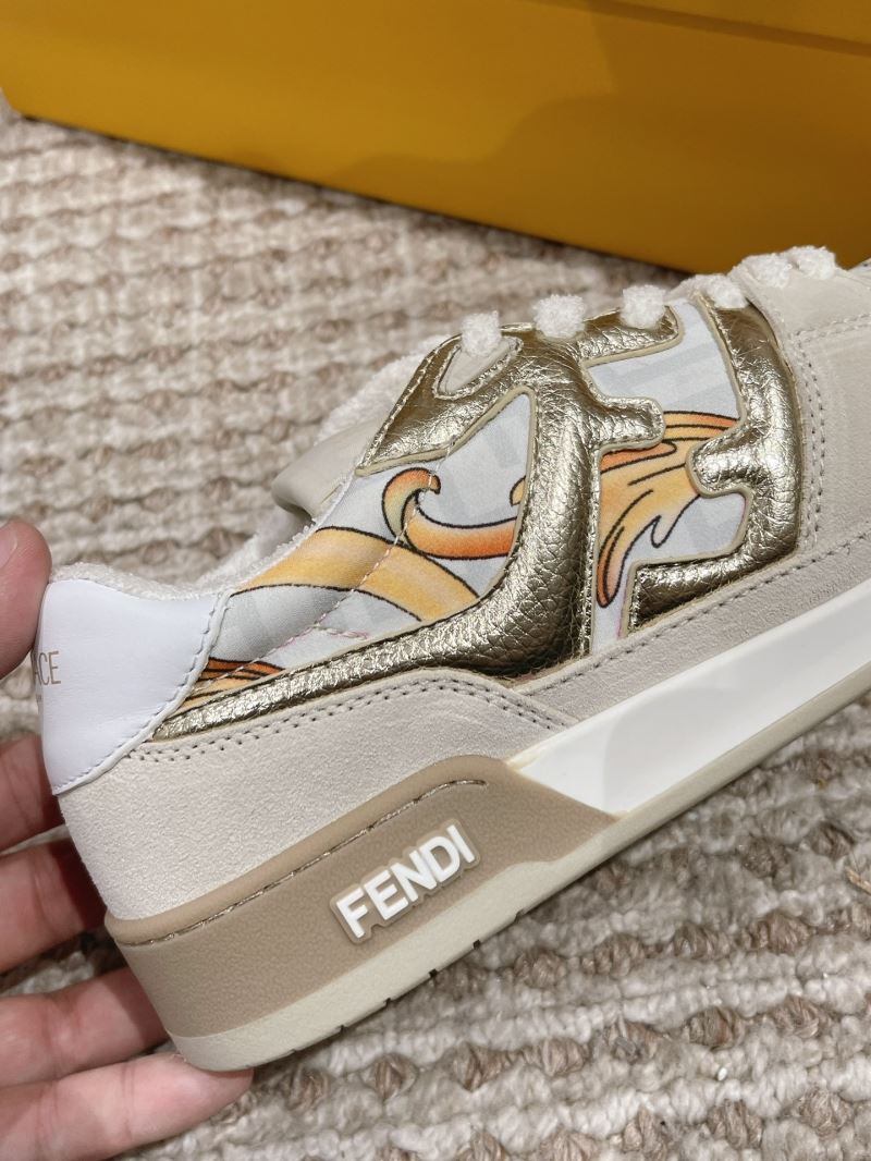 Fendi Low Shoes